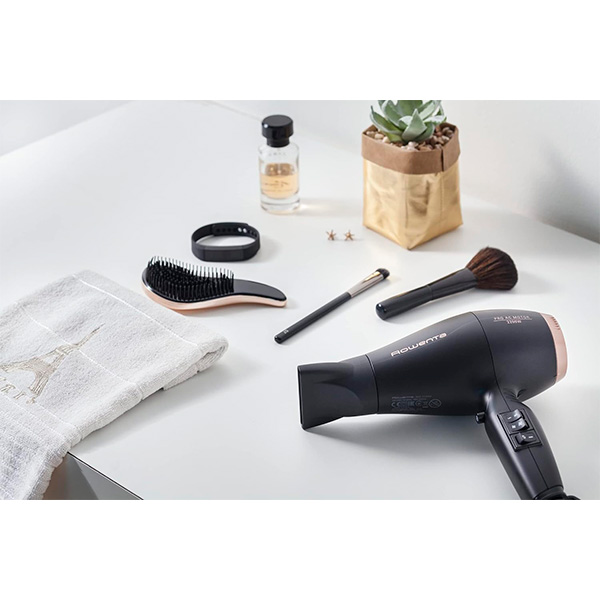 Hava feni Rowenta CV6930