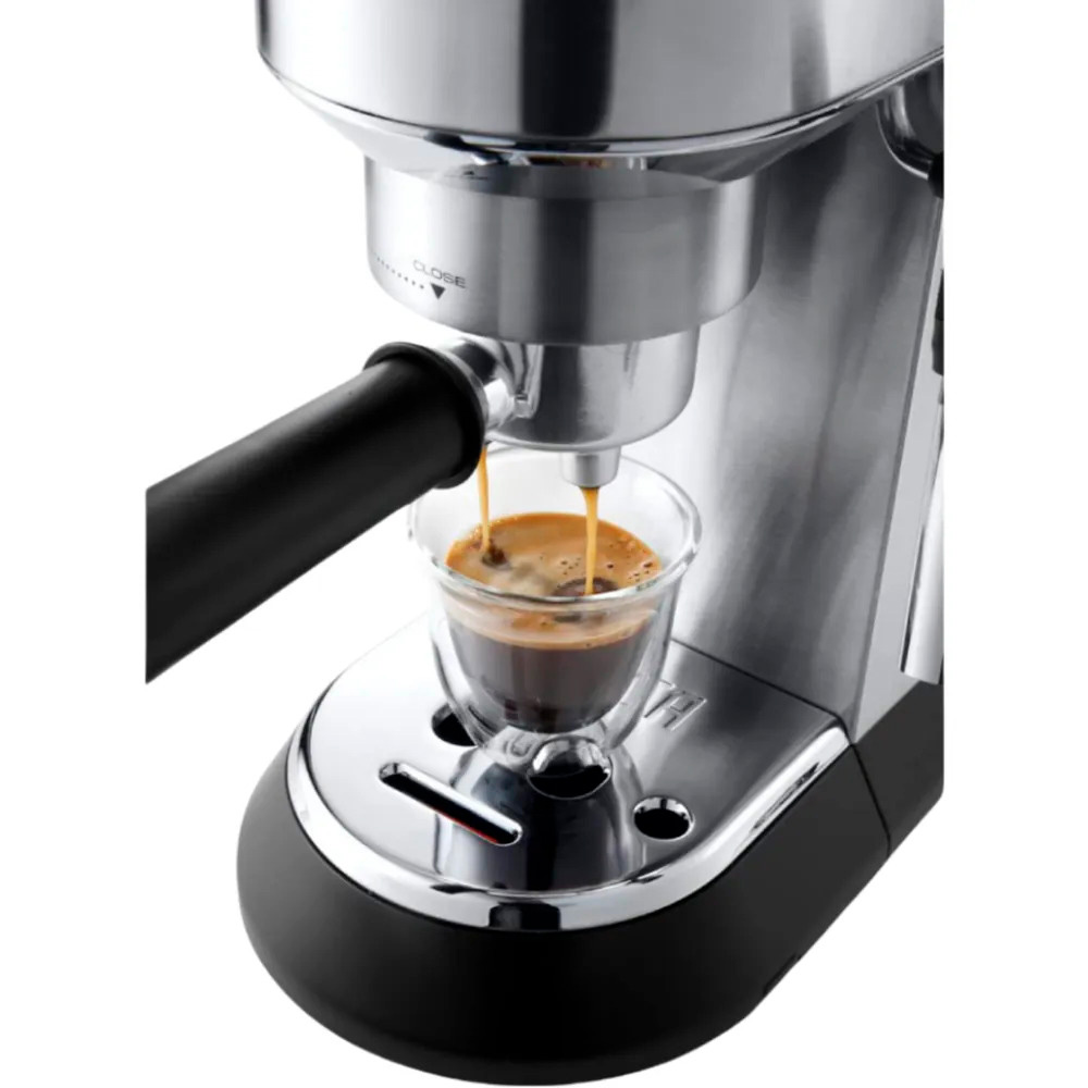 Qəhvədəmləyən DeLonghi EC685.M